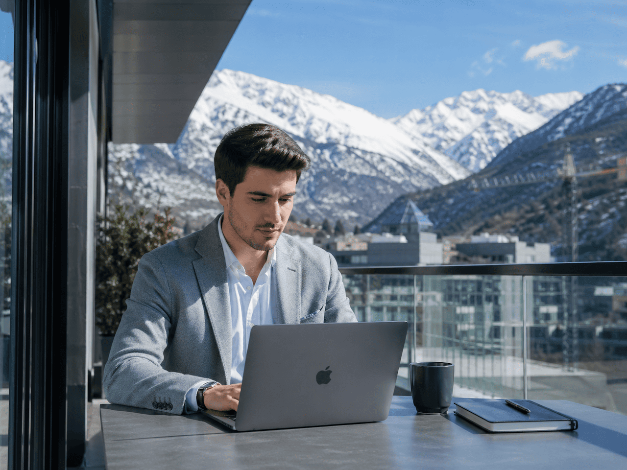 El Epicentro Tech de los Pirineos: Inversión, Comunidad y el Mejor Coworking Corporativo en Andorra